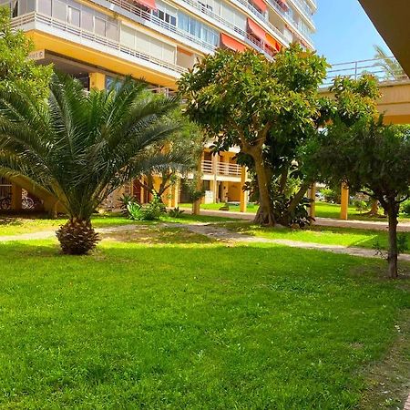 Ferienwohnung Acogedor Estudio A 2 Min De La Playa Torremolinos Exterior foto